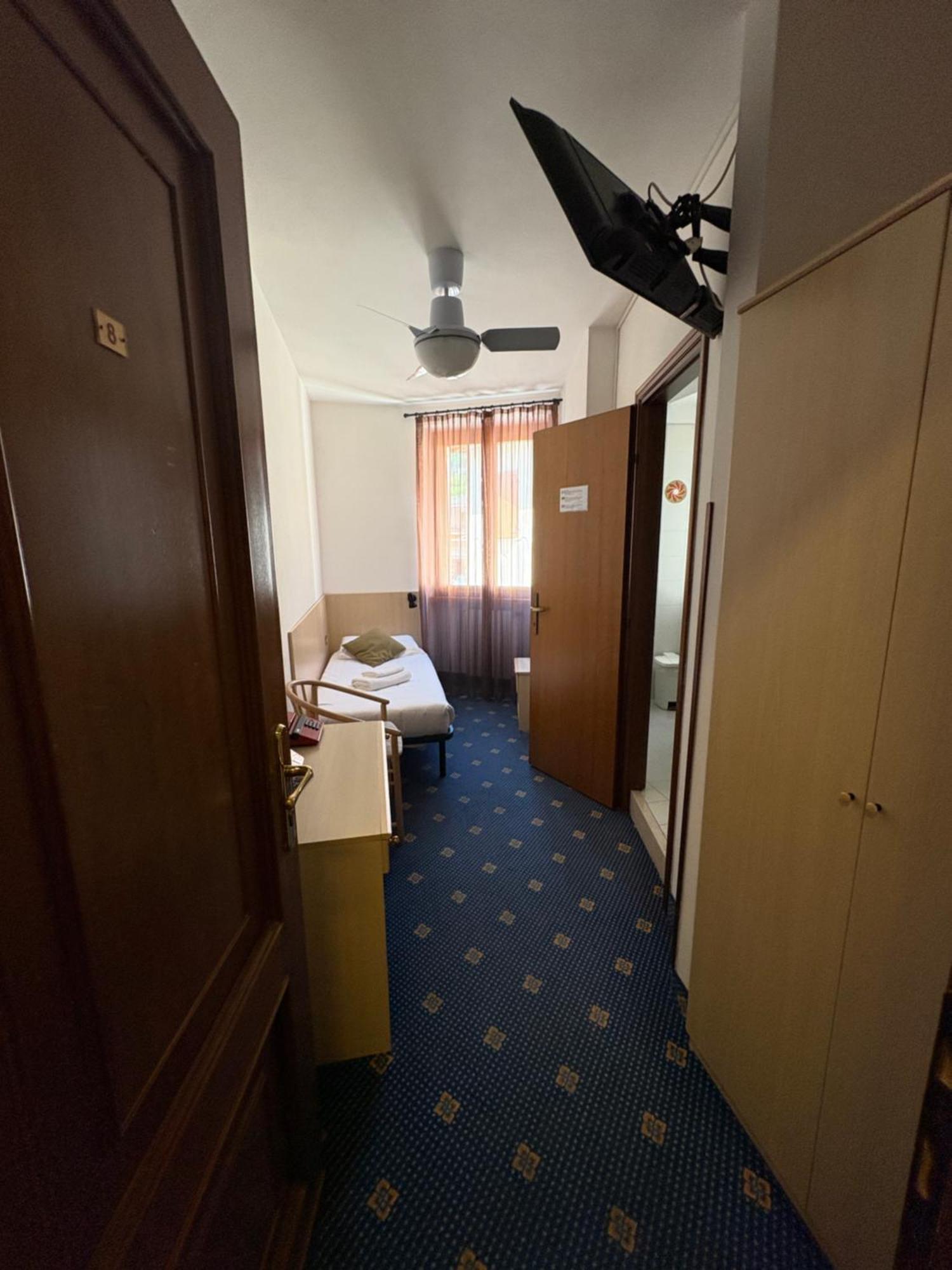 Garni Hotel Tignale Exterior photo