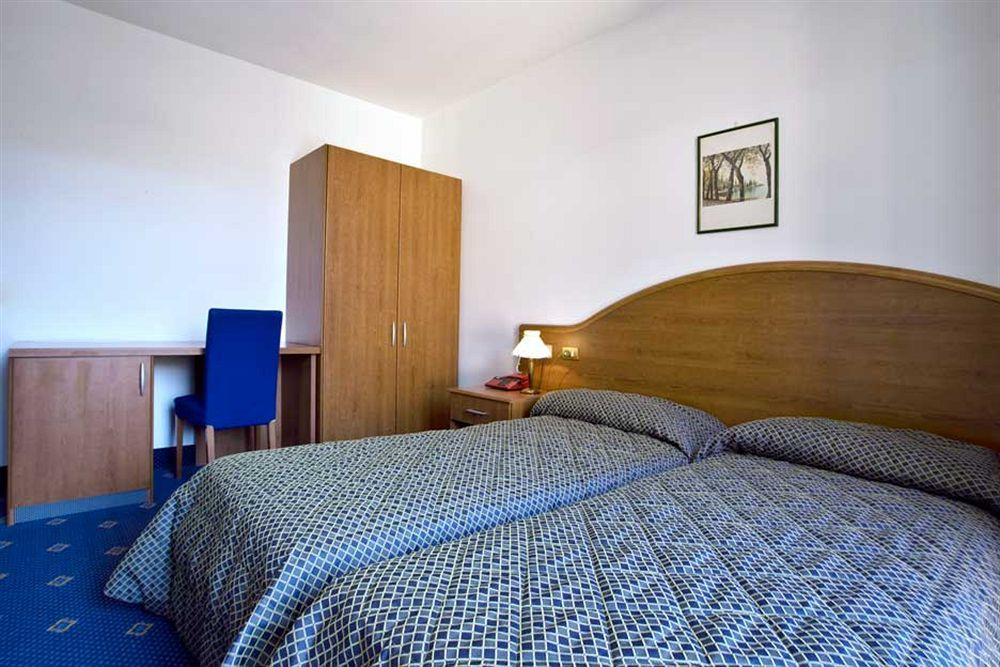 Garni Hotel Tignale Exterior photo